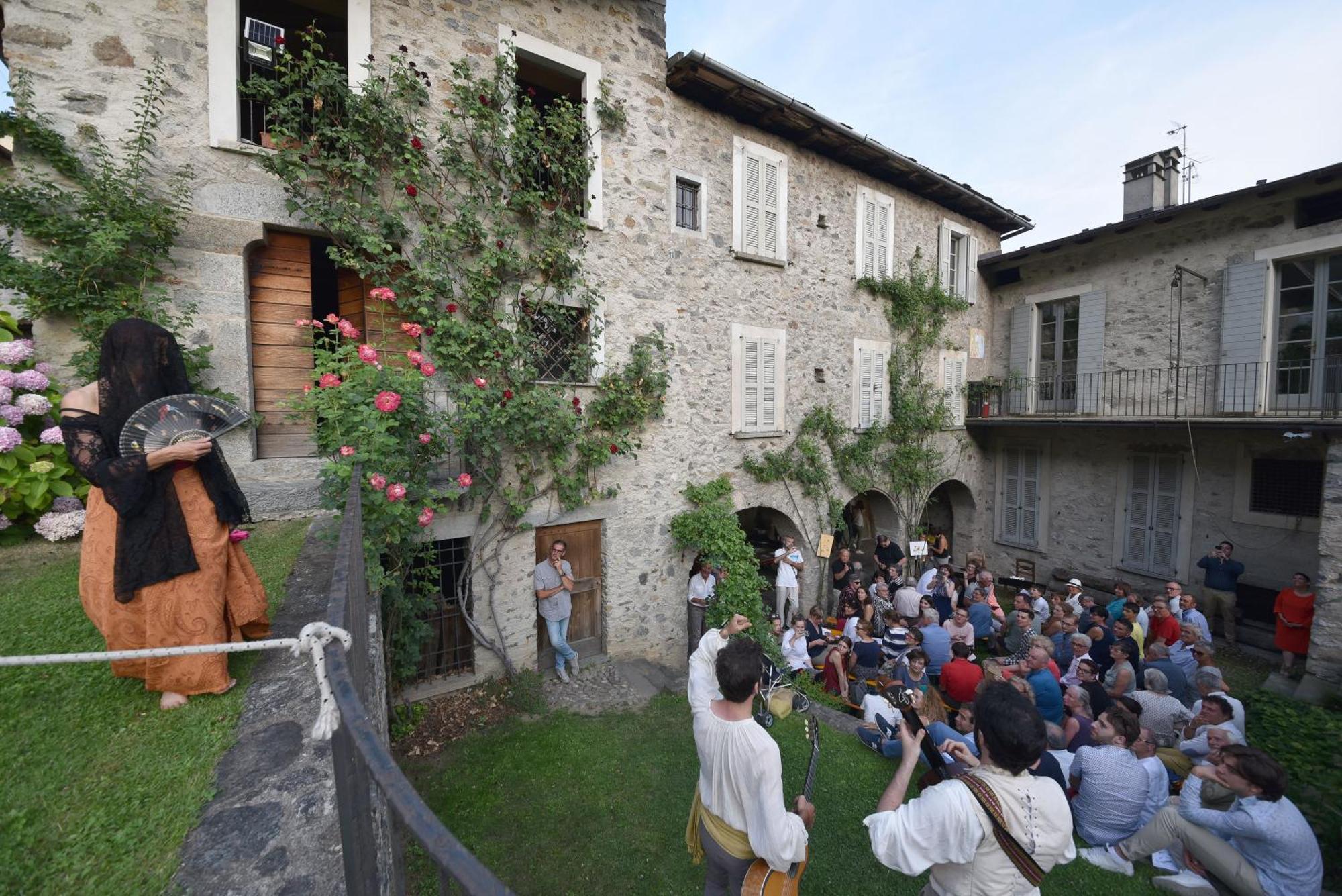 Piano Nobile Al Roseto Del Drago Villa San Bernardo  Exterior foto